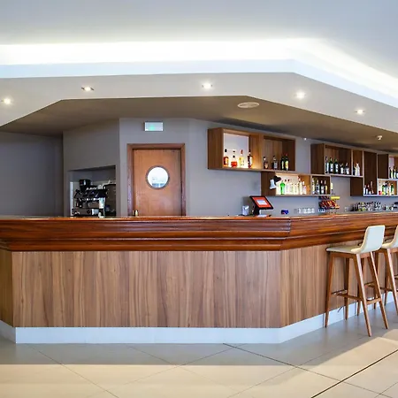 Готель Bq Picafort 4*