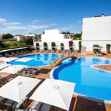 Готель Bq Picafort 4*