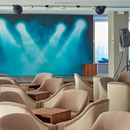 Otel Bq Picafort 4*